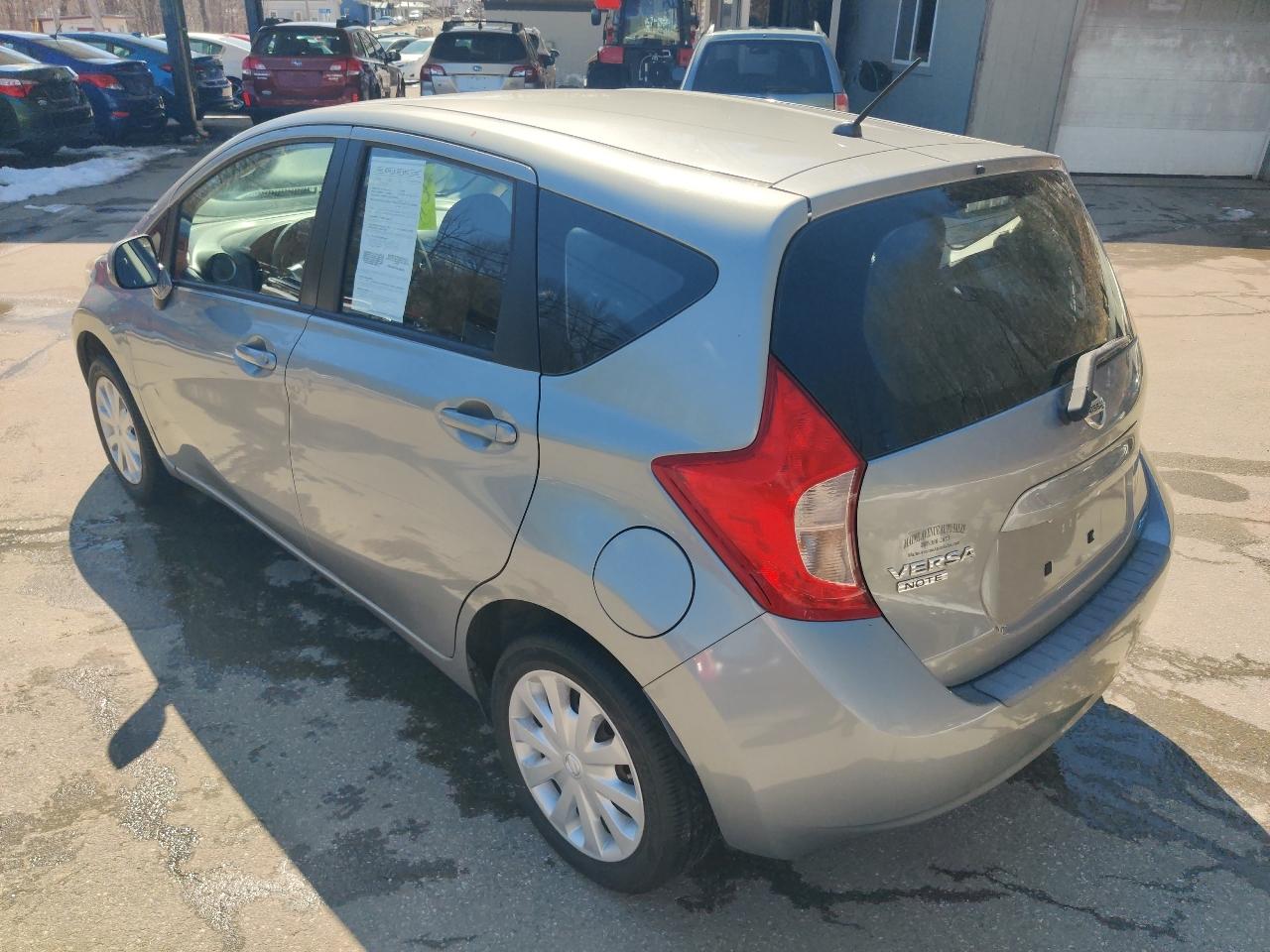 Nissan Versa Note S 2014