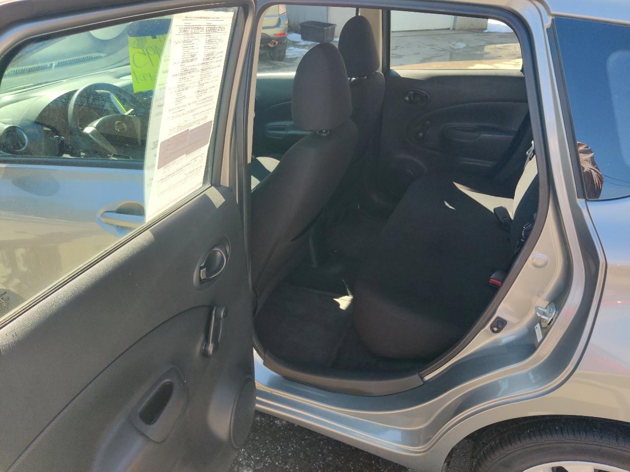 Nissan Versa Note S 2014