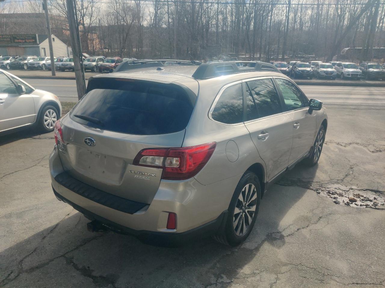 Subaru Outback 2.5i Limited 2015
