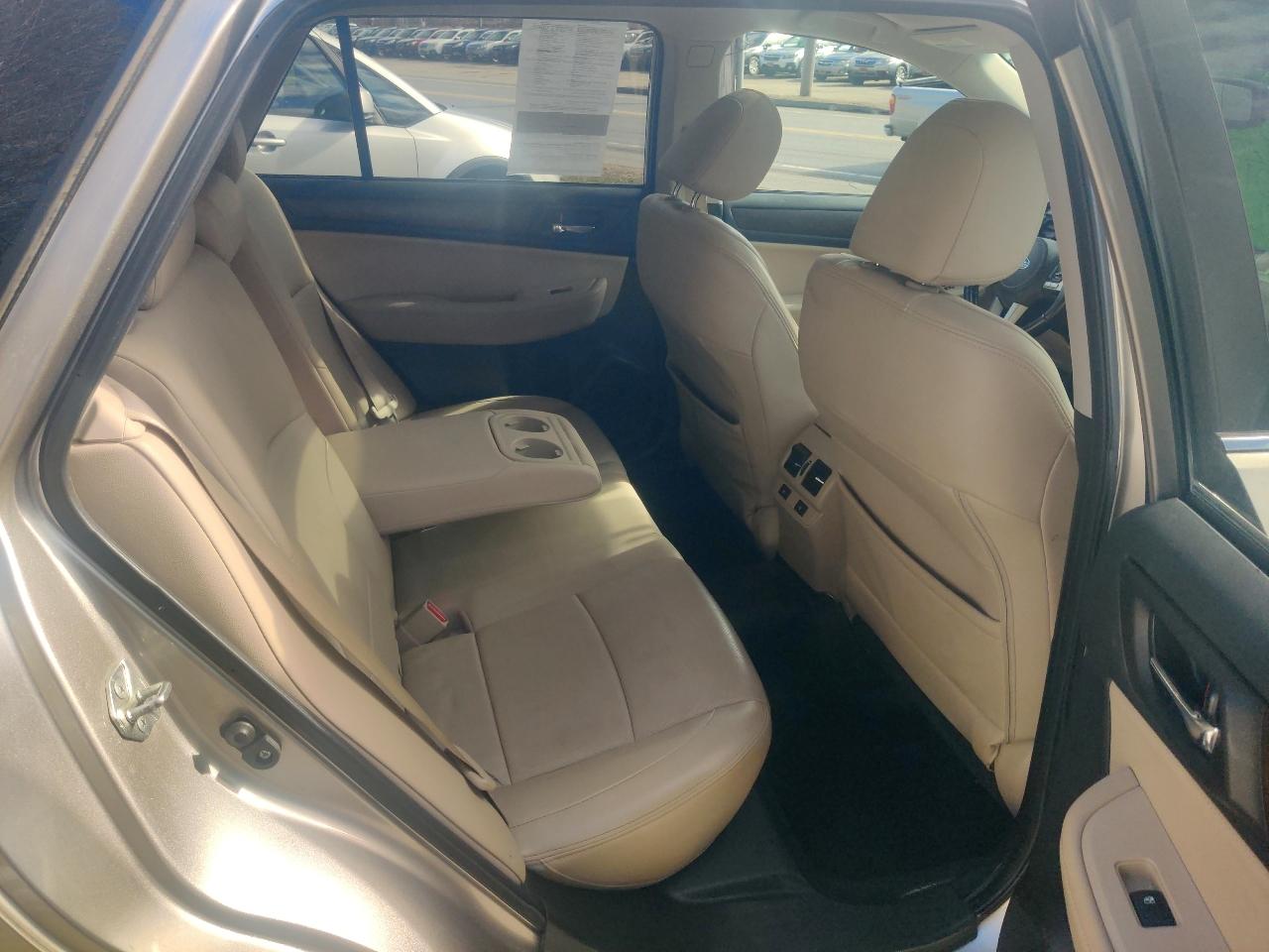 Subaru Outback 2.5i Limited 2015