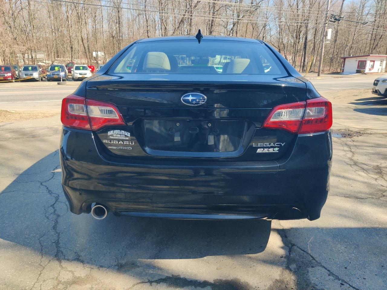 Subaru Legacy 2.5i Premium 2017