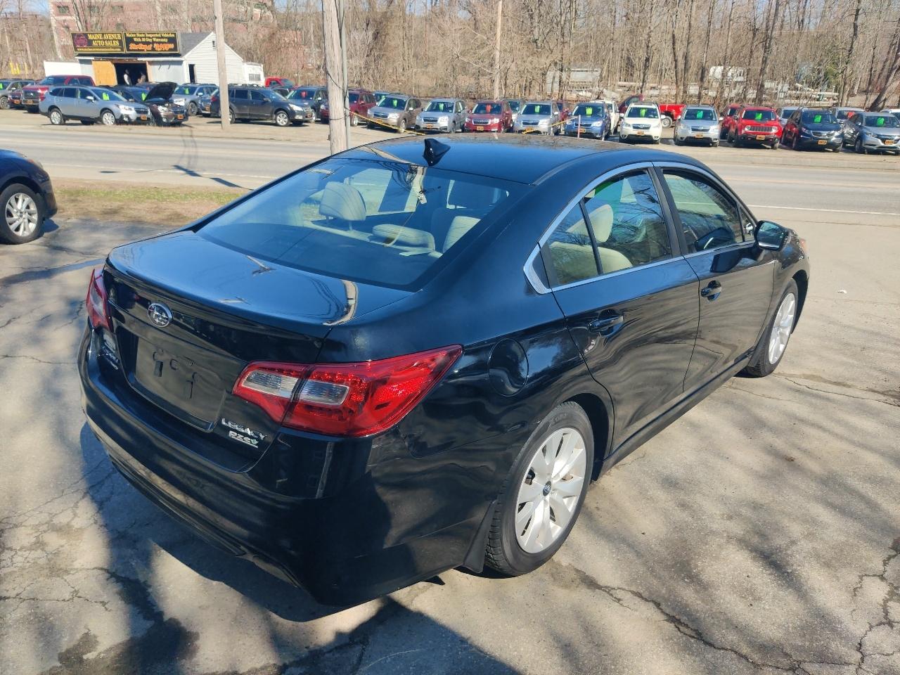 Subaru Legacy 2.5i Premium 2017