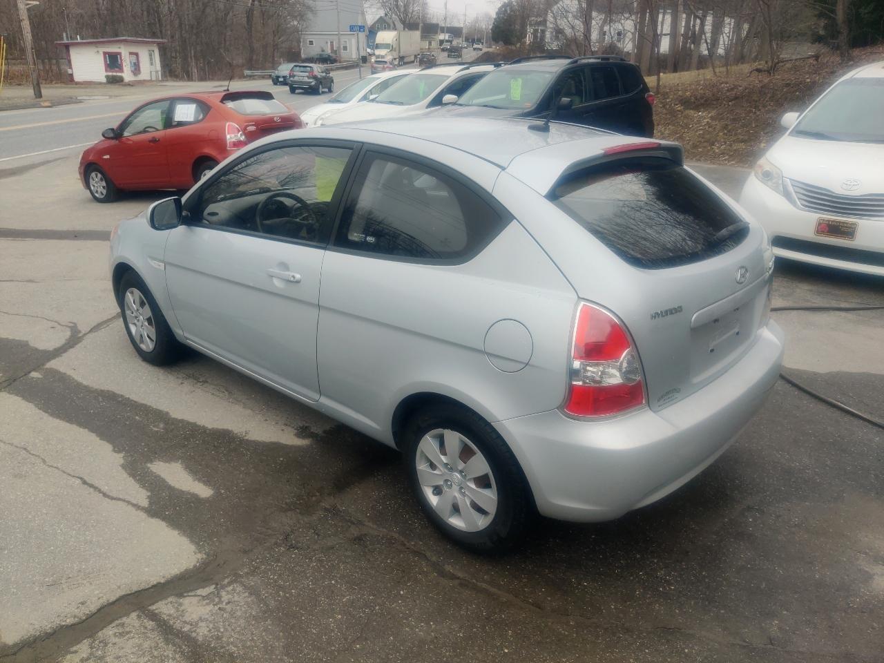 Hyundai Accent GS 3-Door 2010