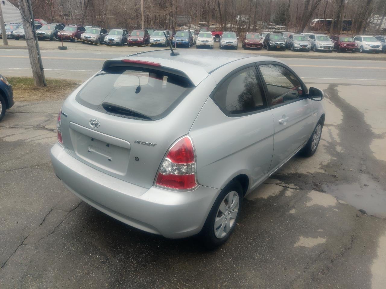 Hyundai Accent GS 3-Door 2010
