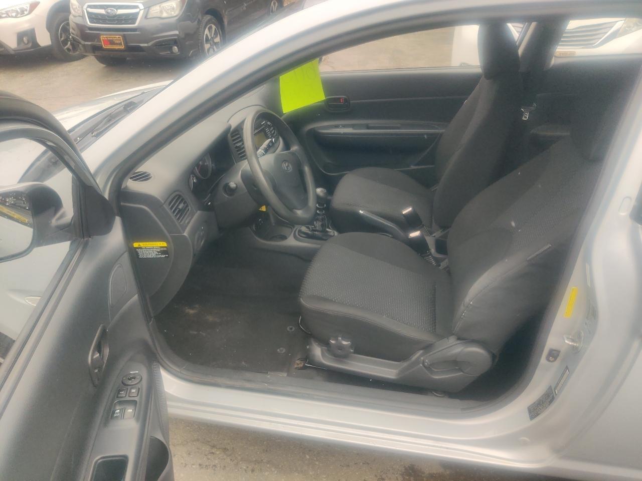 Hyundai Accent GS 3-Door 2010