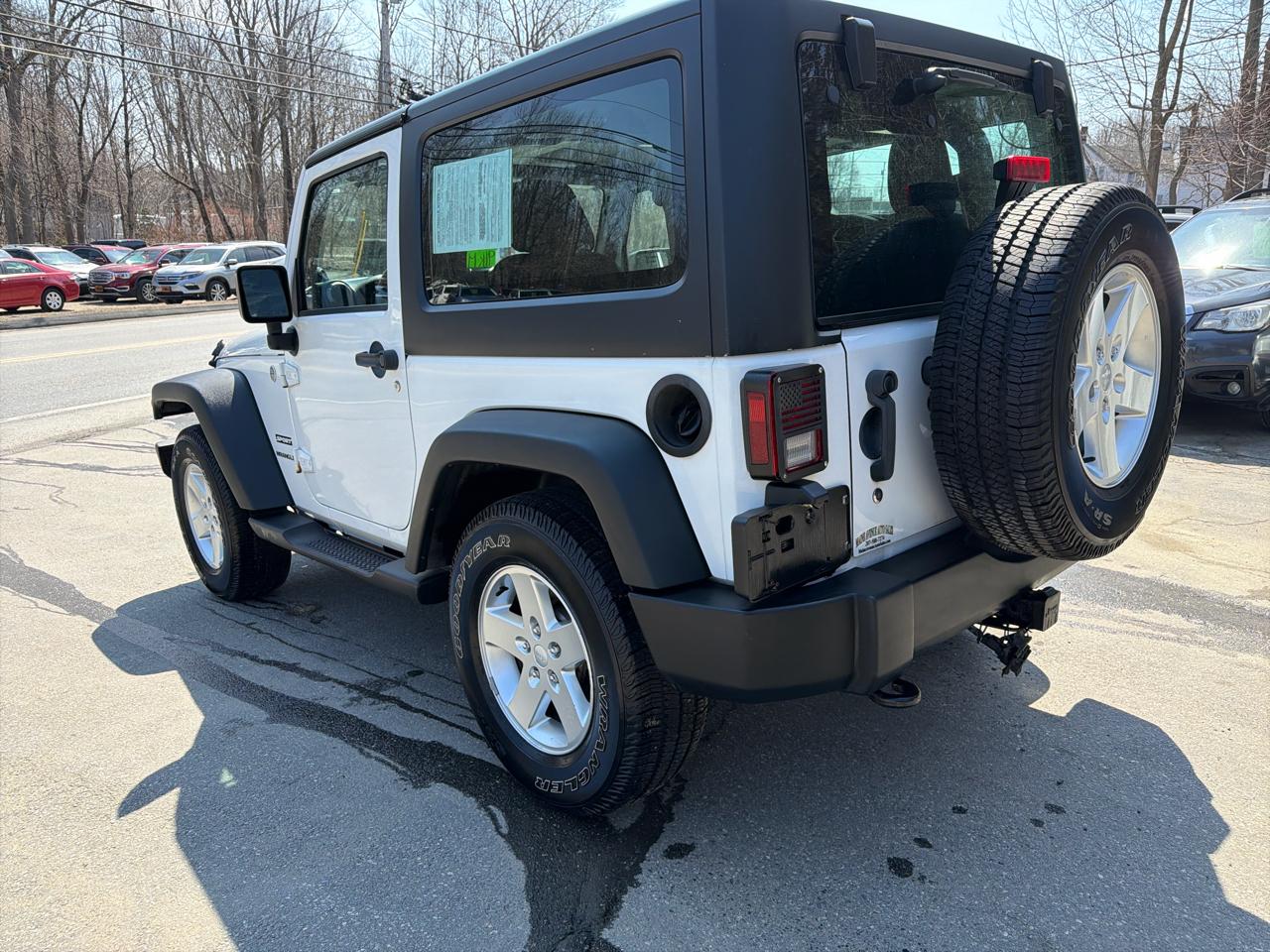 Jeep Wrangler Sport 4WD 2013