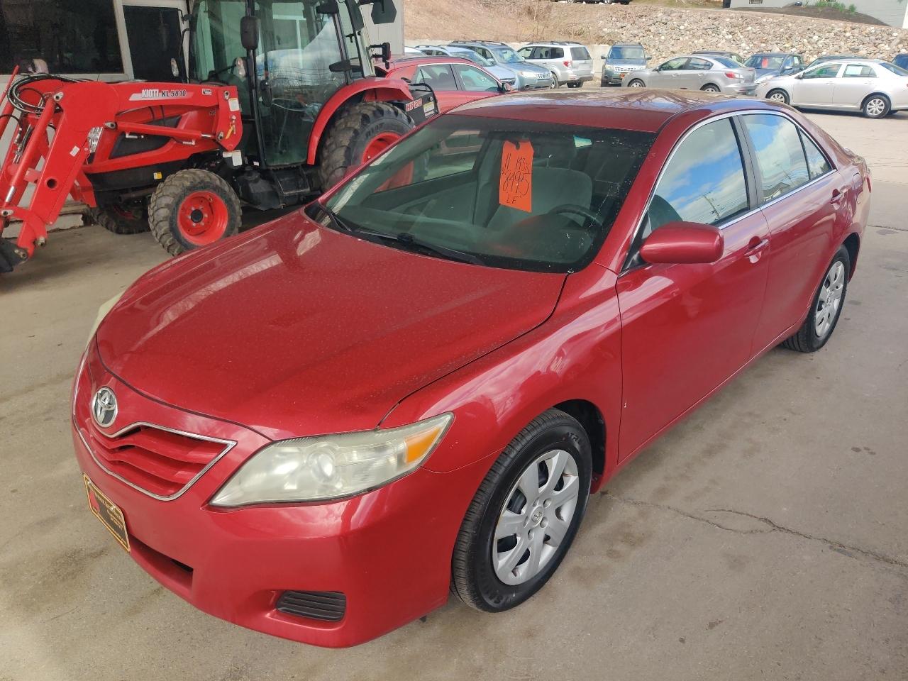 Toyota Camry Base 6-Spd AT 2011