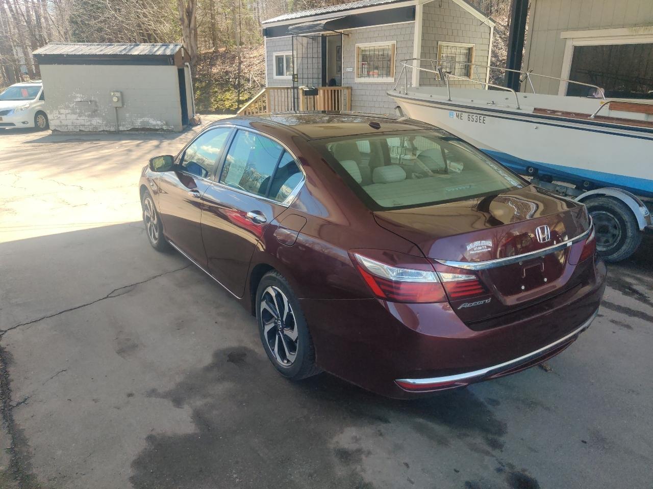 Honda Accord EX Sedan CVT 2016