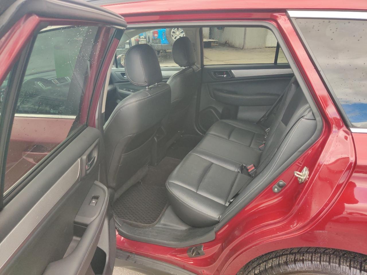 Subaru Outback 2.5i Premium 2015