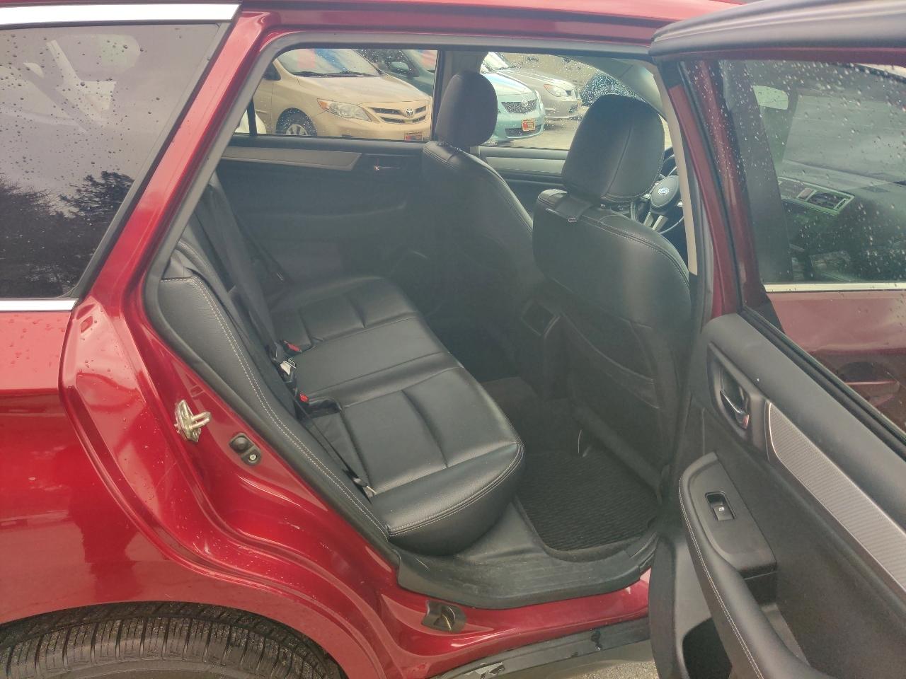 Subaru Outback 2.5i Premium 2015