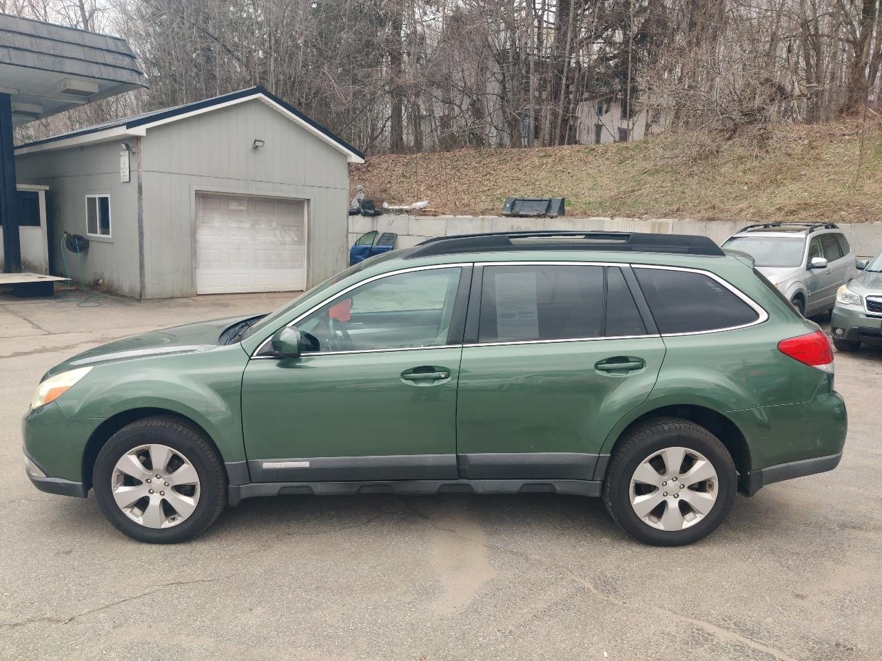 Subaru Outback 2.5i Premium 2010