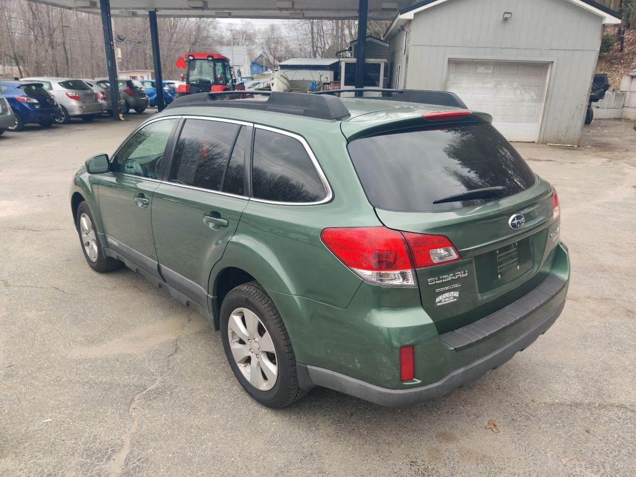 Subaru Outback 2.5i Premium 2010