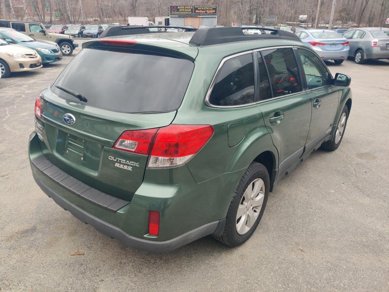 Subaru Outback 2.5i Premium 2010