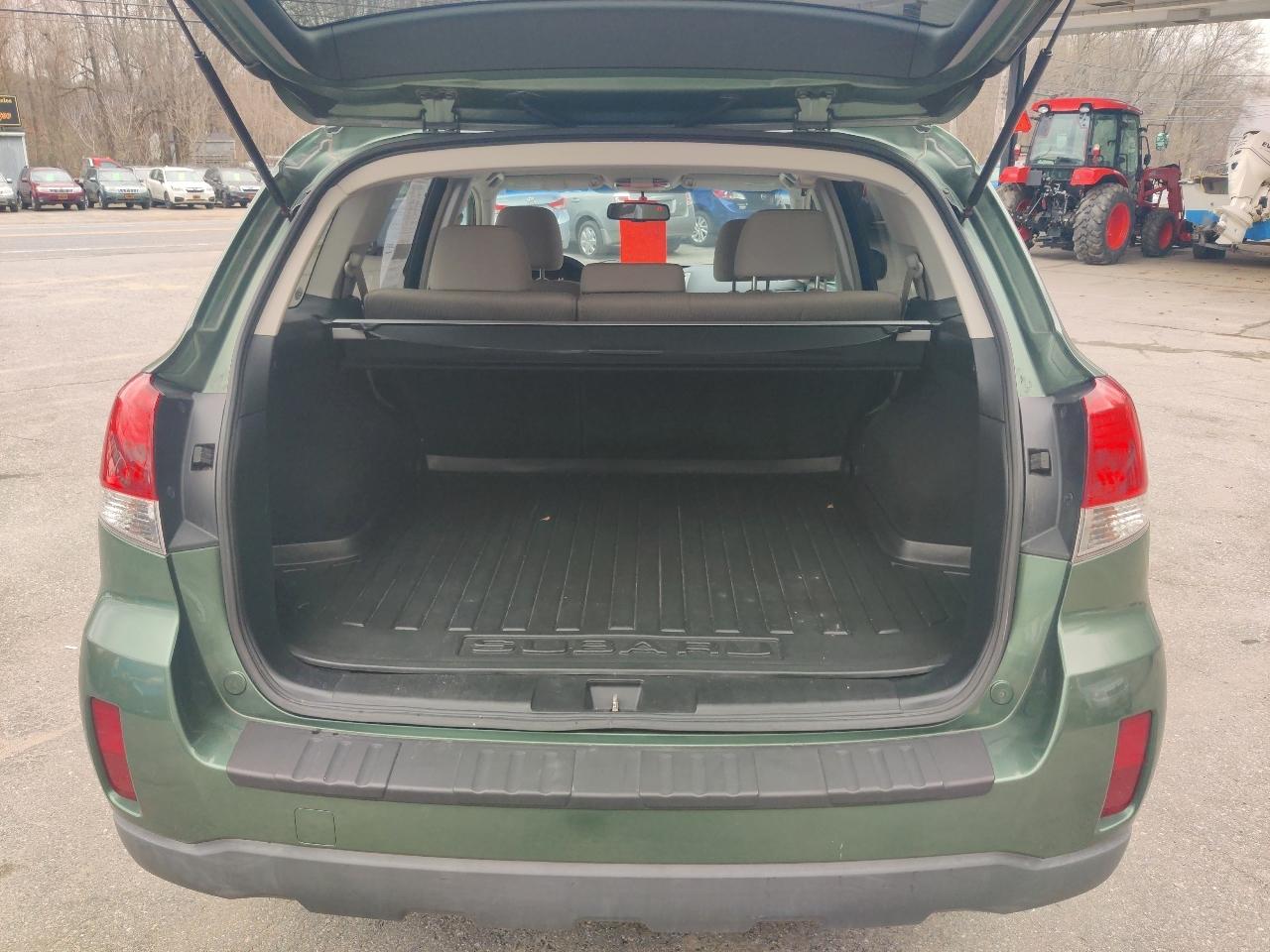 Subaru Outback 2.5i Premium 2010