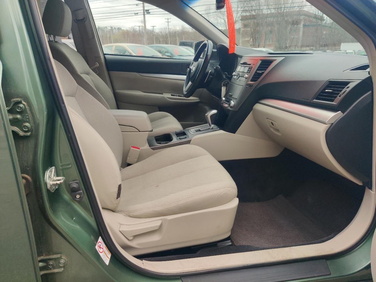 Subaru Outback 2.5i Premium 2010