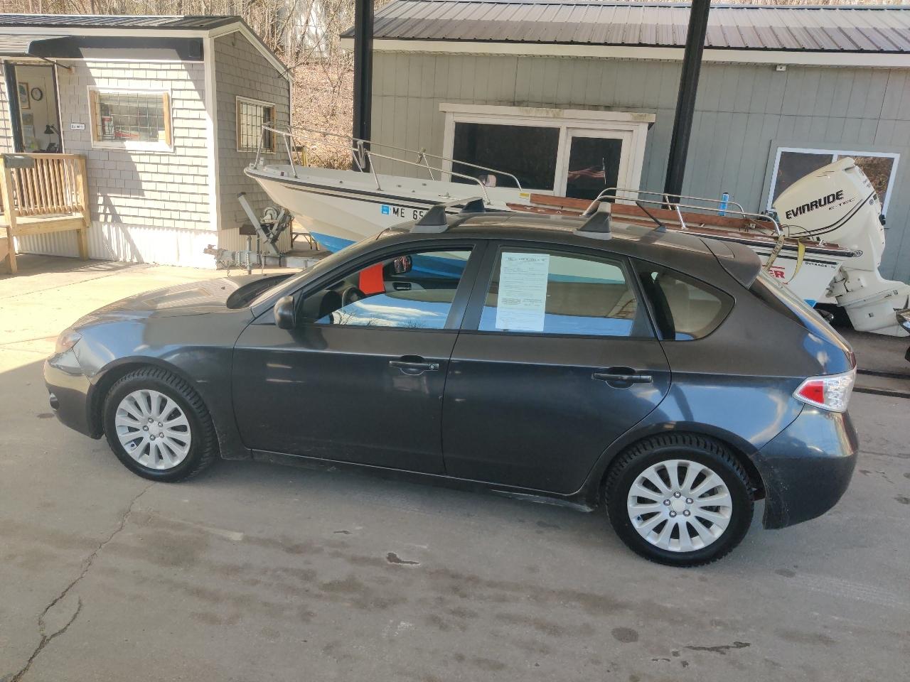 Subaru Impreza 2.5i Premium 5-Door 2011