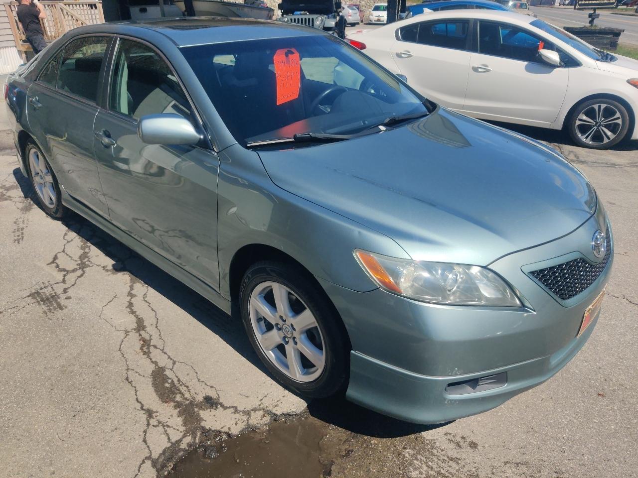Toyota Camry SE 5-Spd AT 2009