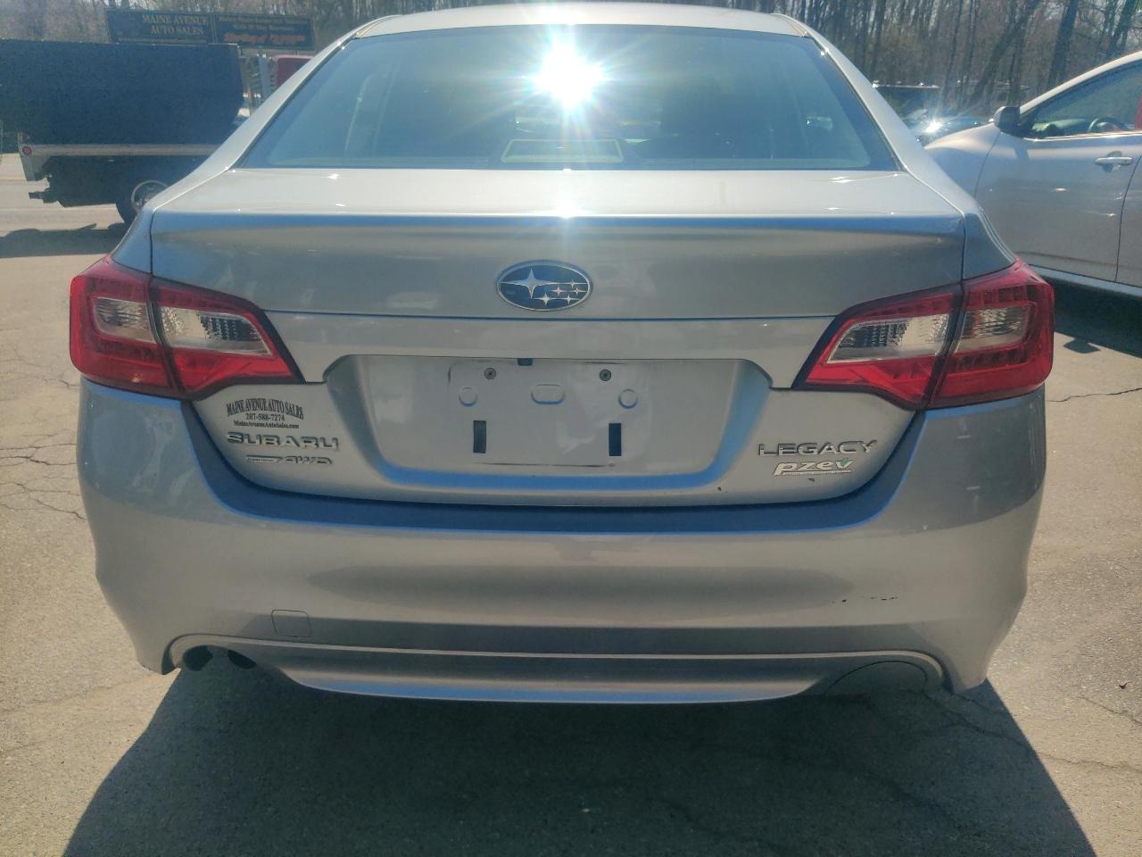 Subaru Legacy 2.5i 2016