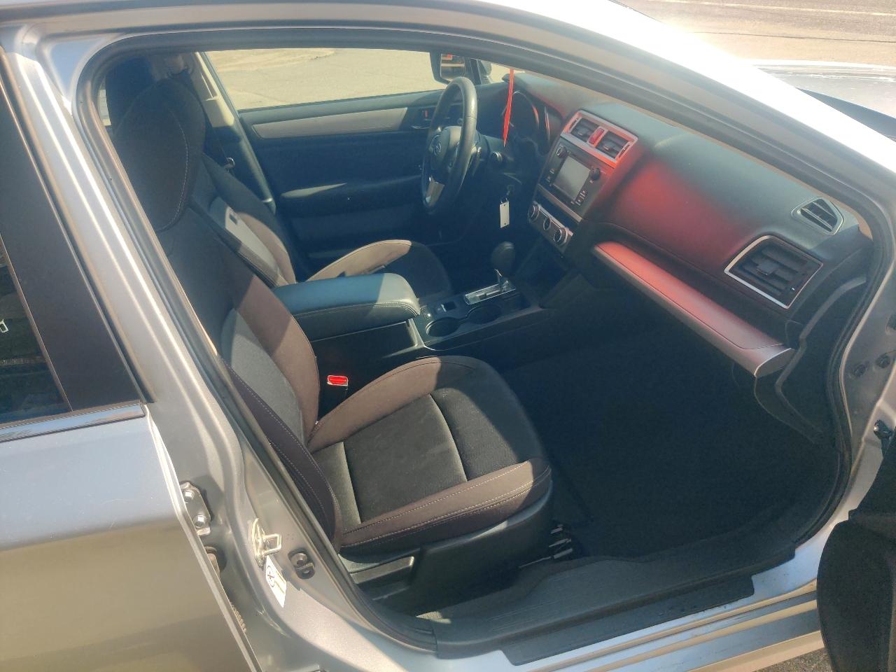 Subaru Legacy 2.5i 2016