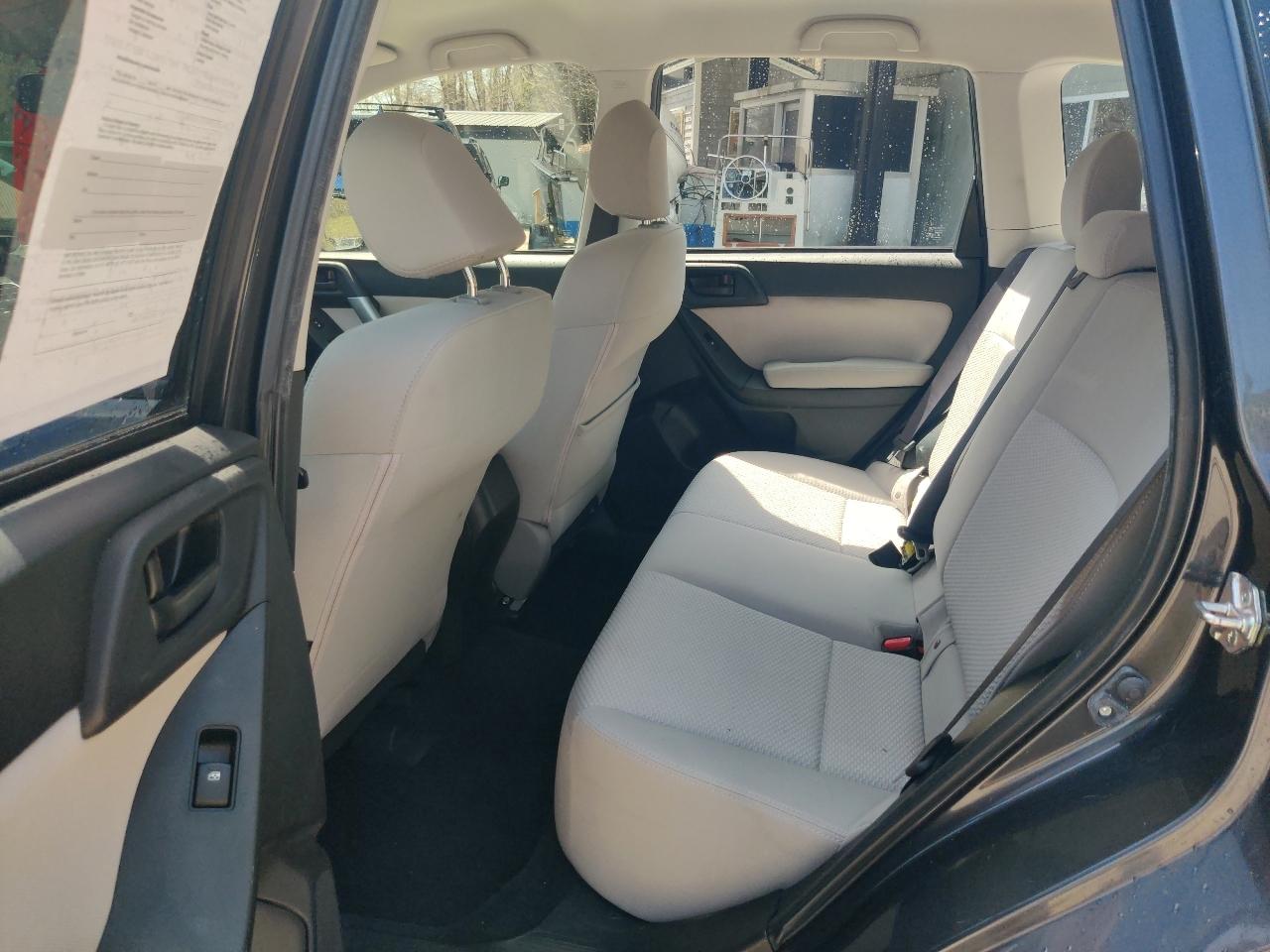 Subaru Forester 2.5i PZEV CVT 2016
