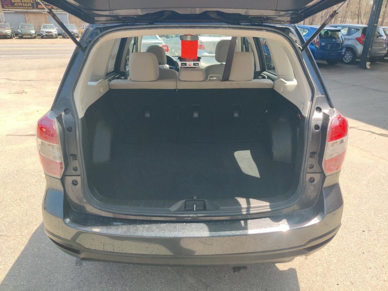 Subaru Forester 2.5i PZEV CVT 2016