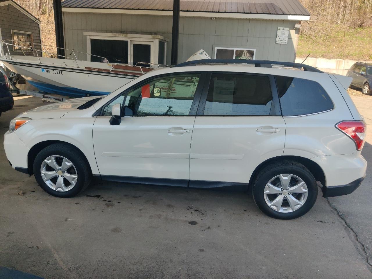 Subaru Forester 2.5i Limited 2014