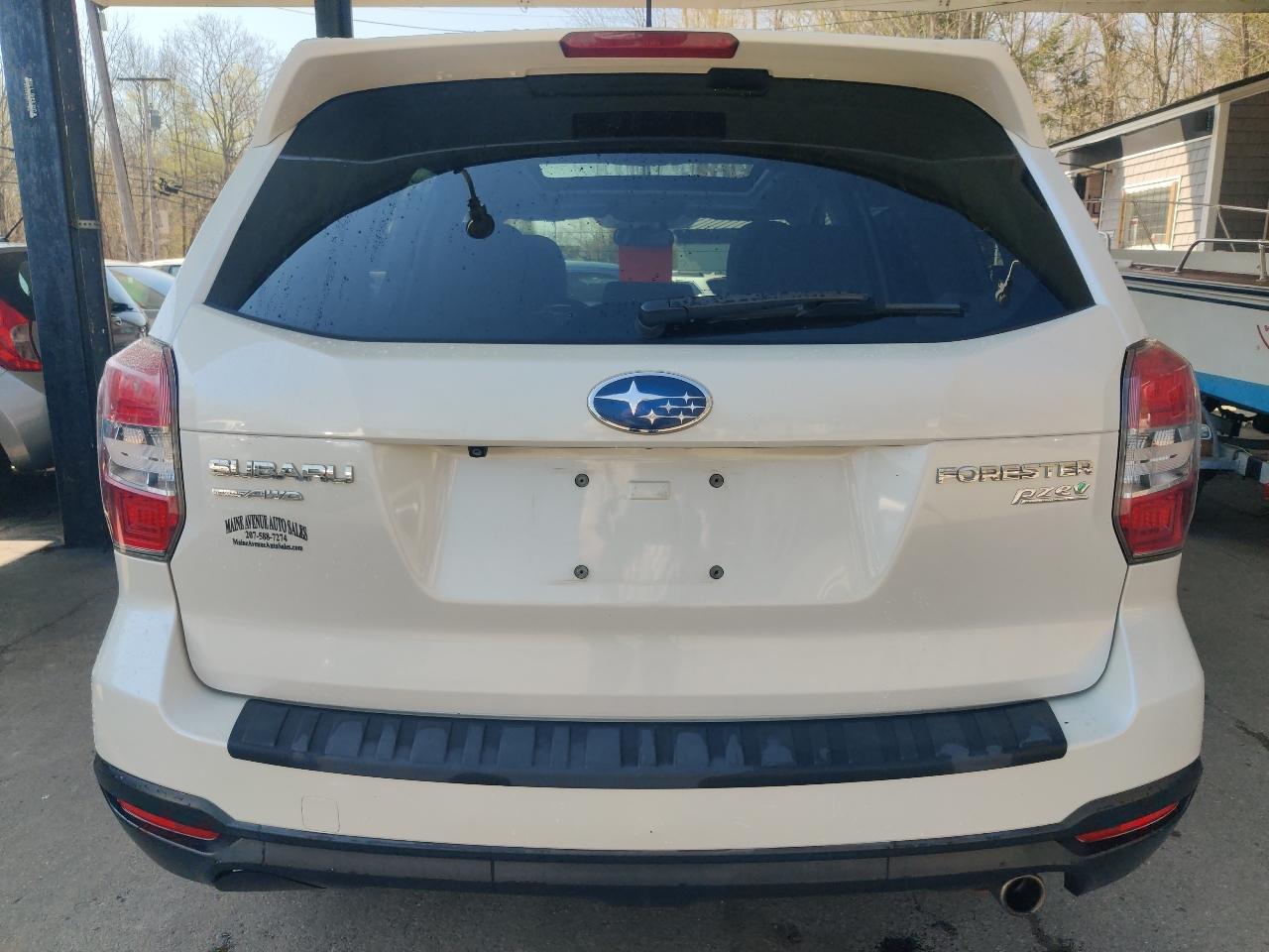 Subaru Forester 2.5i Limited 2014