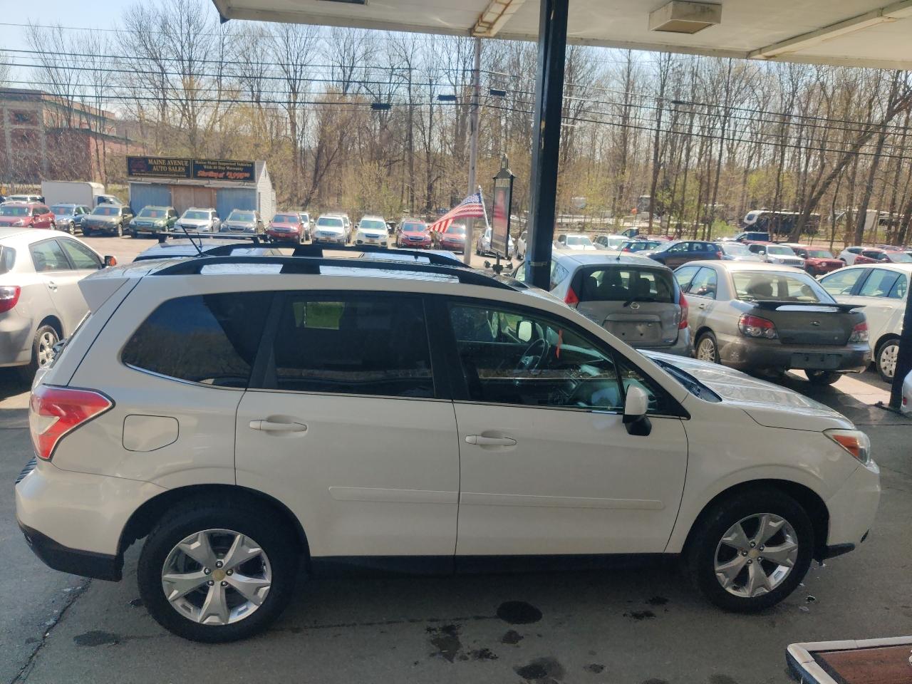 Subaru Forester 2.5i Limited 2014