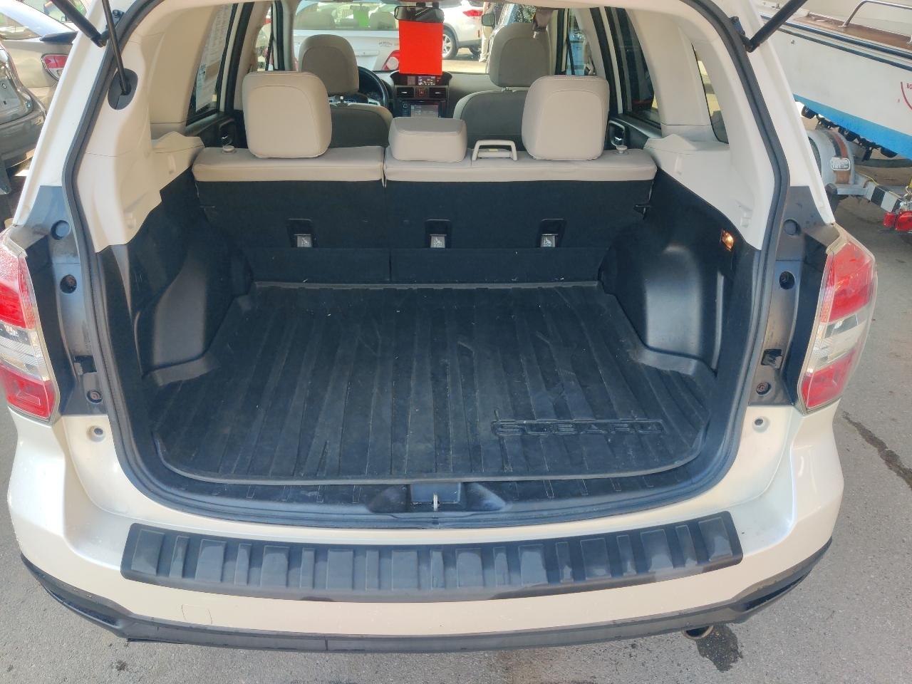 Subaru Forester 2.5i Limited 2014