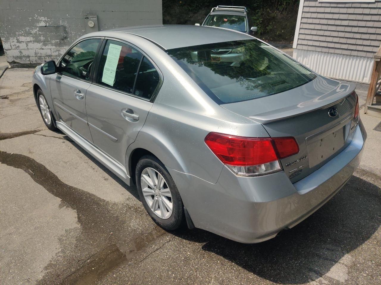 Subaru Legacy 2.5i Premium 2012