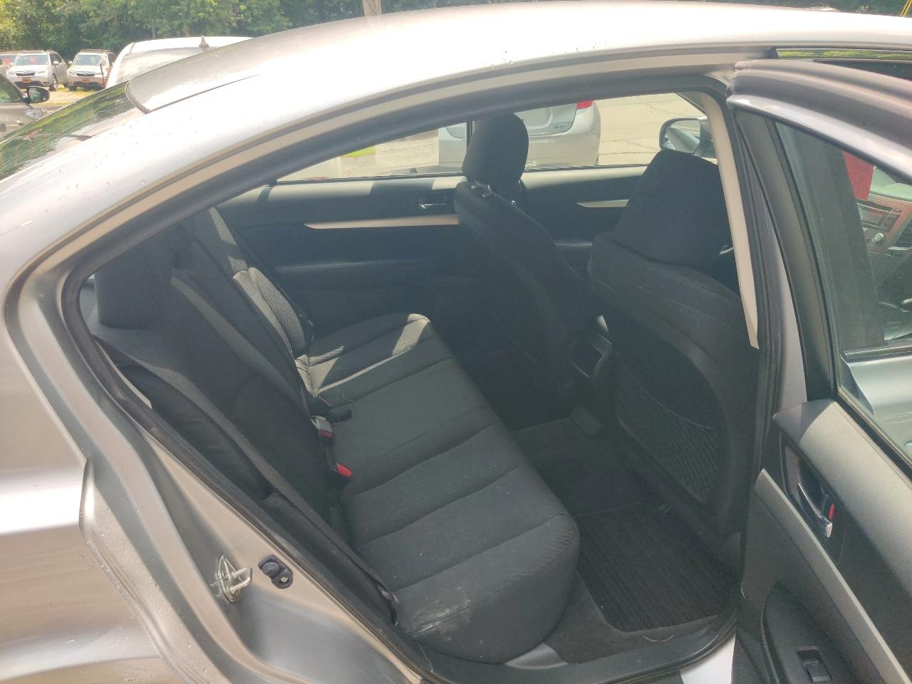 Subaru Legacy 2.5i Premium 2012