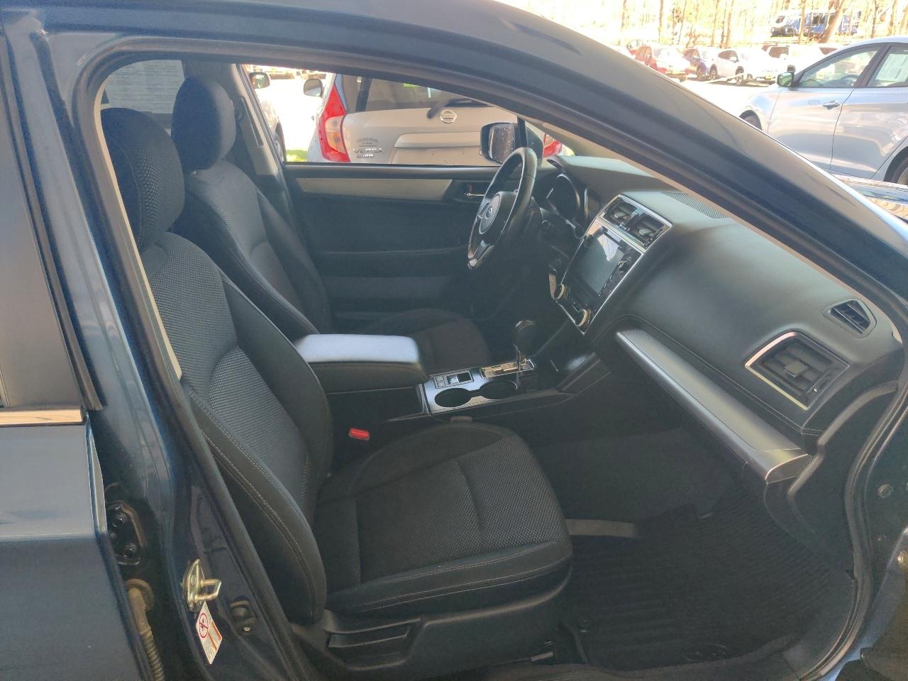 Subaru Outback 2.5i Premium 2019