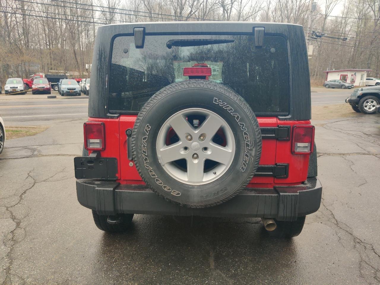 Jeep Wrangler Sport 4WD 2014