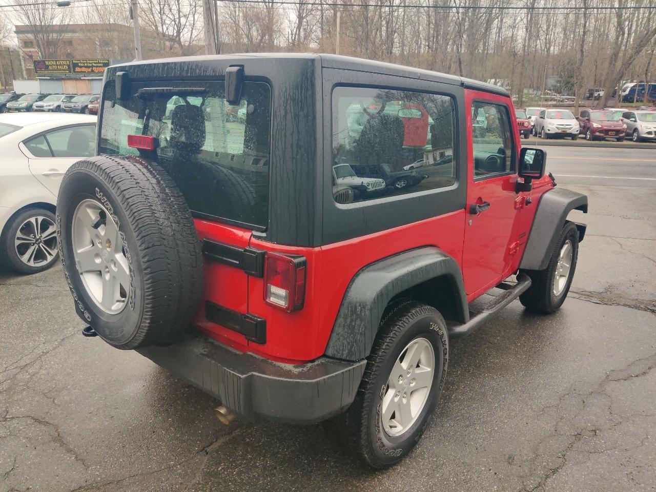 Jeep Wrangler Sport 4WD 2014
