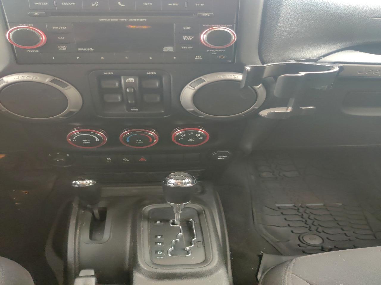 Jeep Wrangler Unlimited Sport 4WD 2017