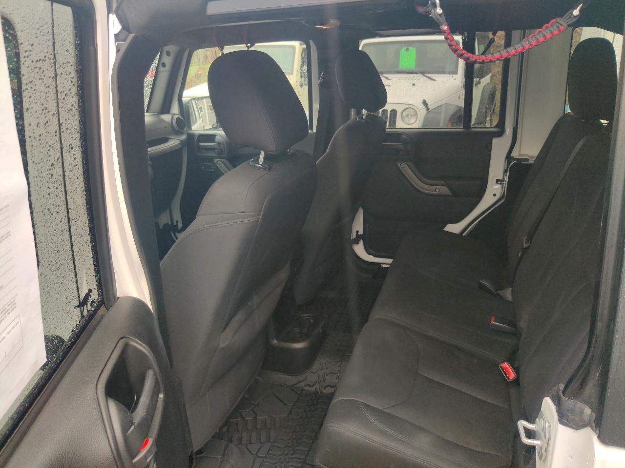 Jeep Wrangler Unlimited Sport 4WD 2017
