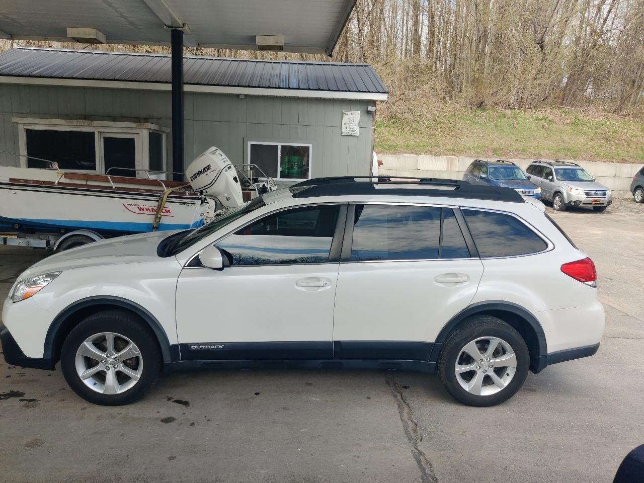 Subaru Outback 2.5i Limited 2014