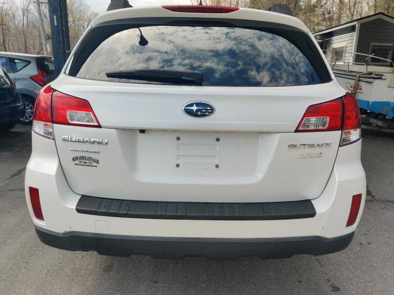 Subaru Outback 2.5i Limited 2014