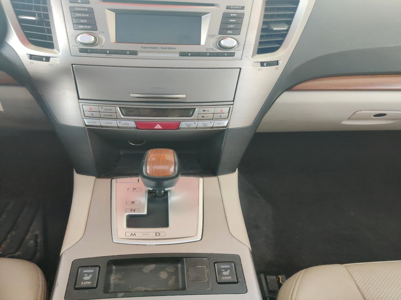 Subaru Outback 2.5i Limited 2014