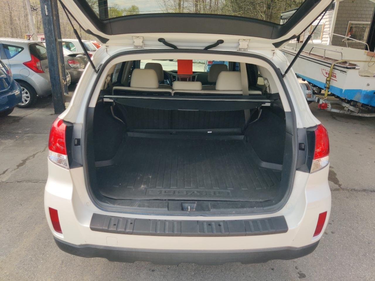 Subaru Outback 2.5i Limited 2014