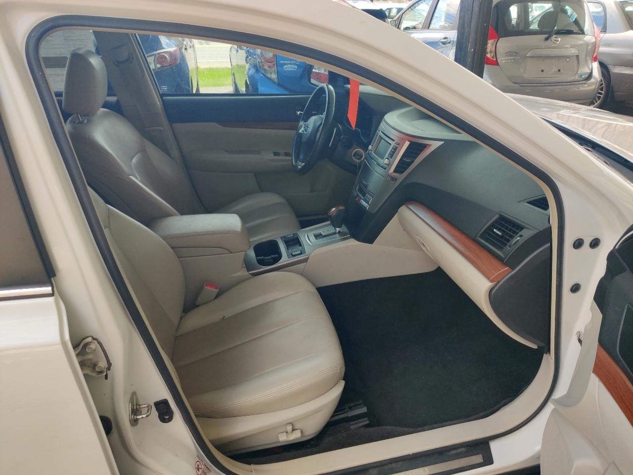 Subaru Outback 2.5i Limited 2014