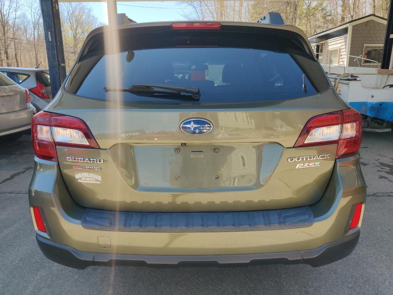 Subaru Outback 2.5i Premium 2015