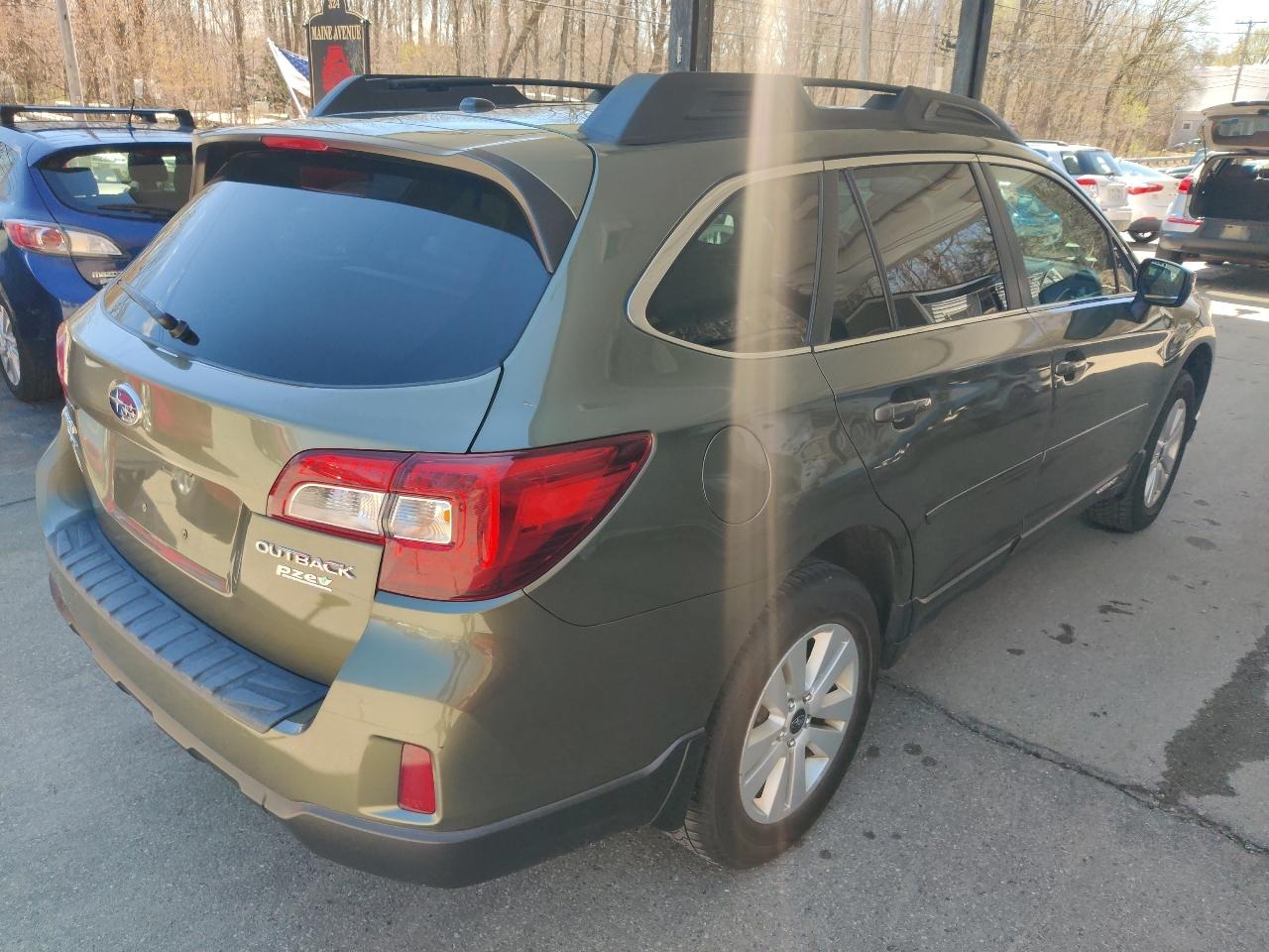 Subaru Outback 2.5i Premium 2015