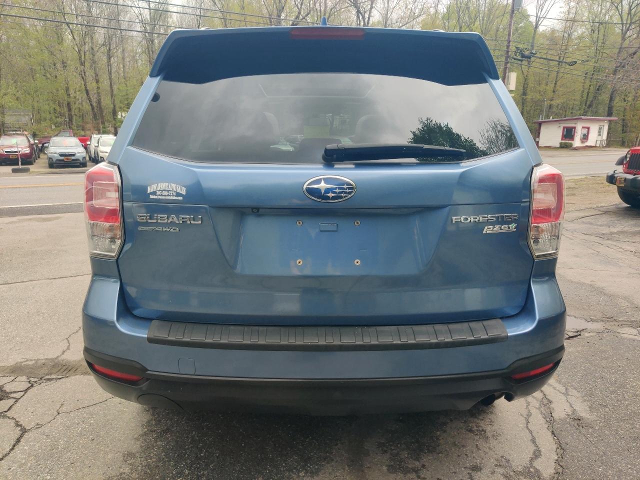 Subaru Forester 2.5i Premium PZEV CVT 2017