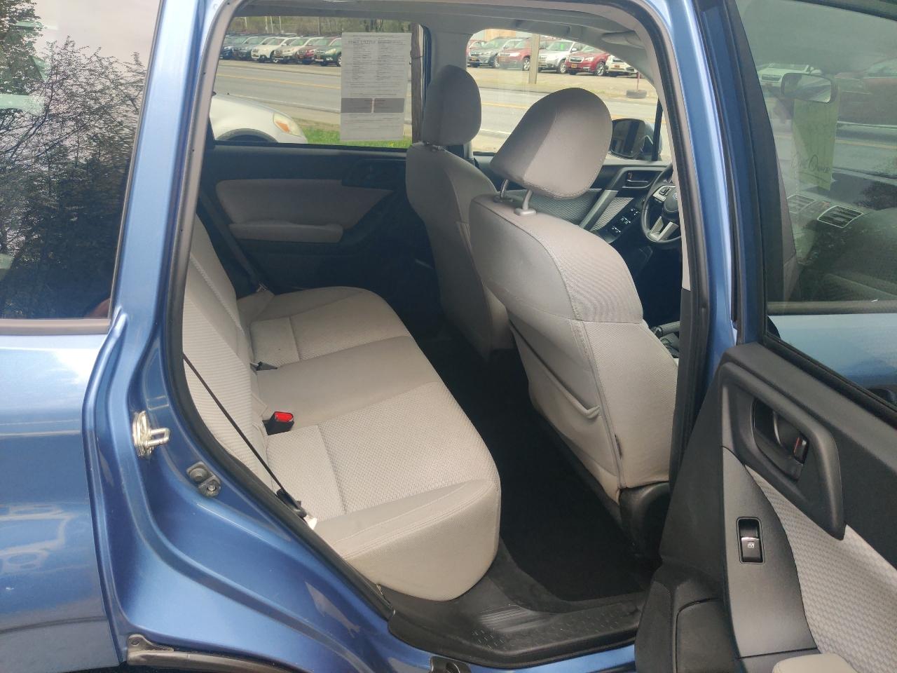 Subaru Forester 2.5i Premium PZEV CVT 2017