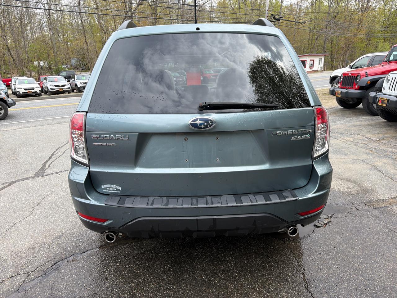 Subaru Forester 2.5X Premium 2011