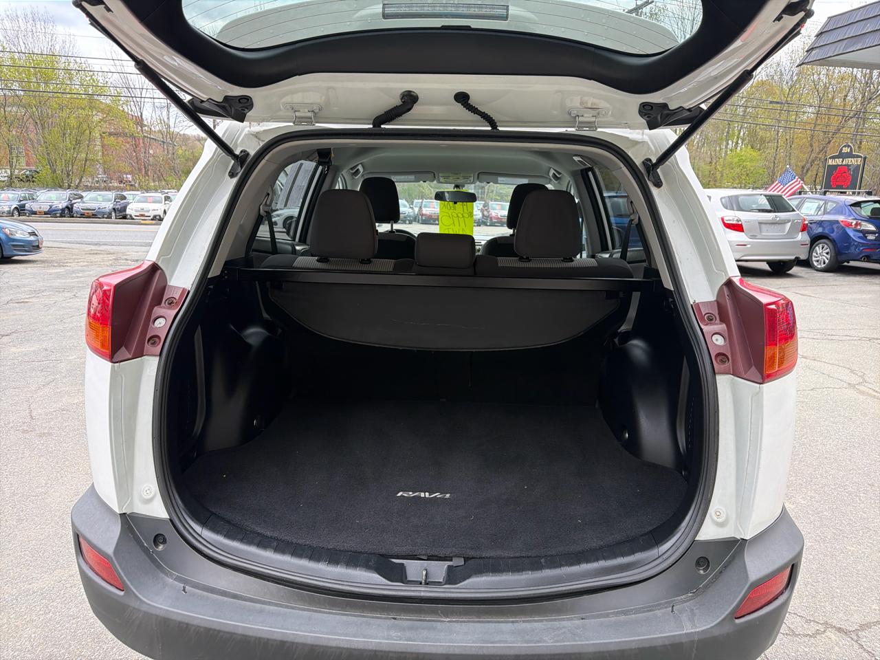 Toyota RAV4 LE AWD 2014