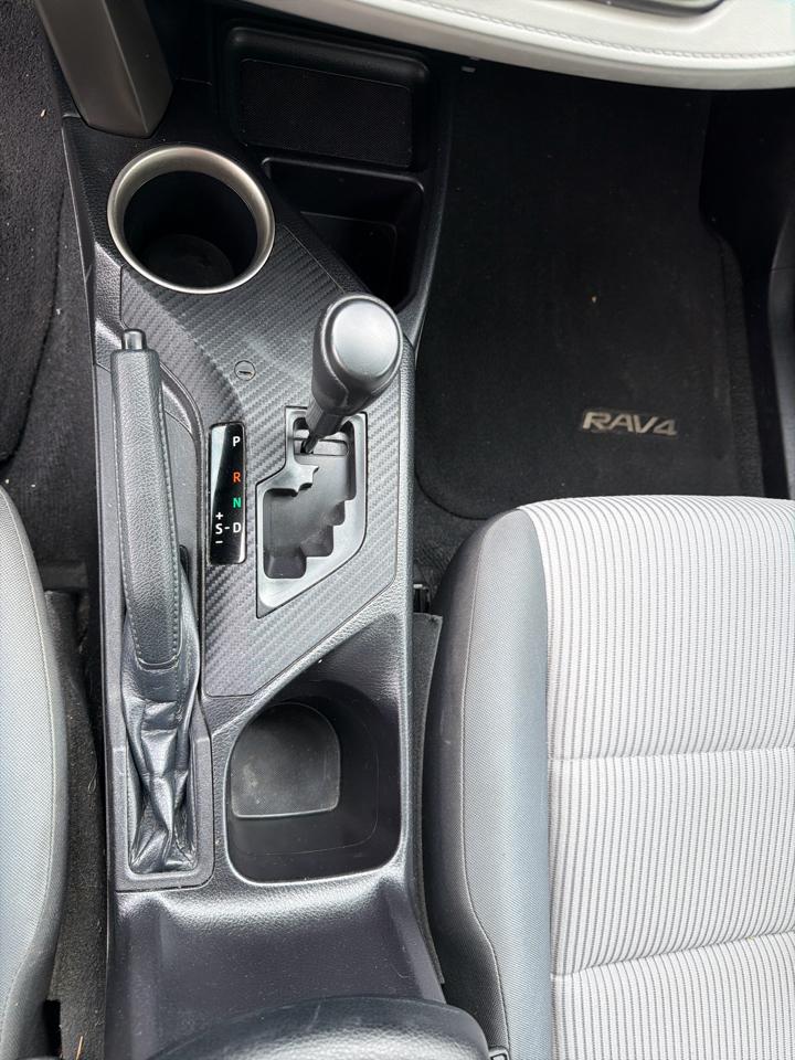 Toyota RAV4 LE AWD 2014