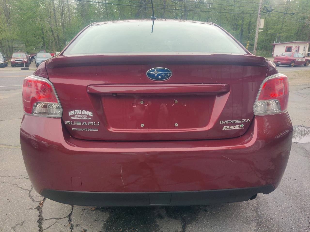 Subaru Impreza 2.0i Premium PZEV 4-Door 2015