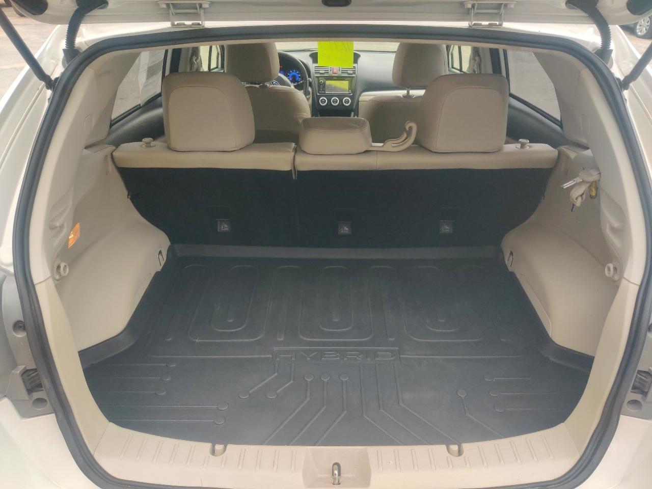Subaru XV Crosstrek Hybrid 2.0i Touring 2014